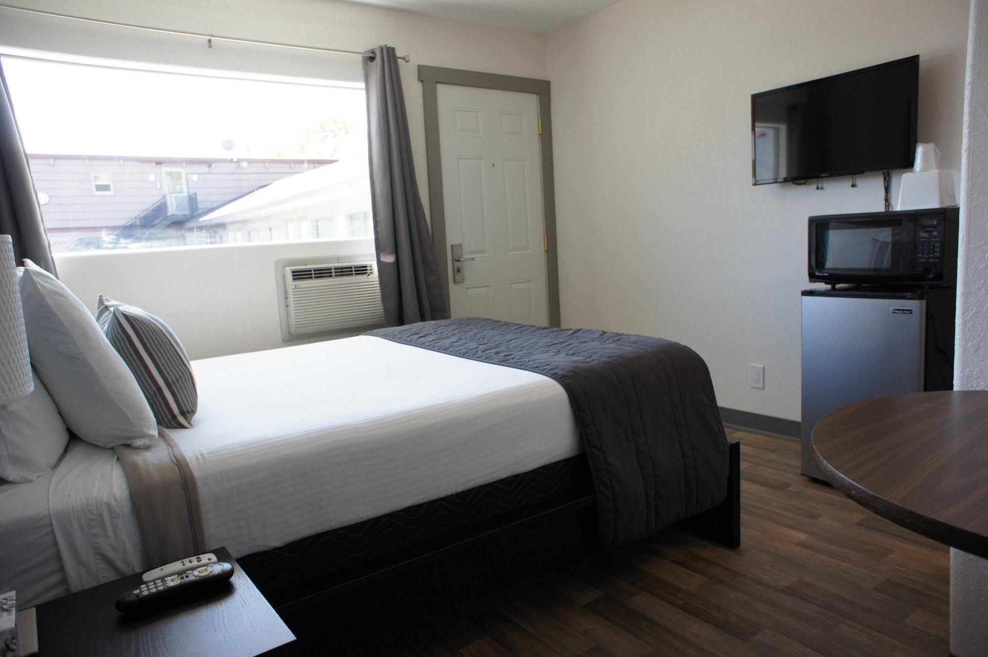City Center Motel Missoula Exterior photo